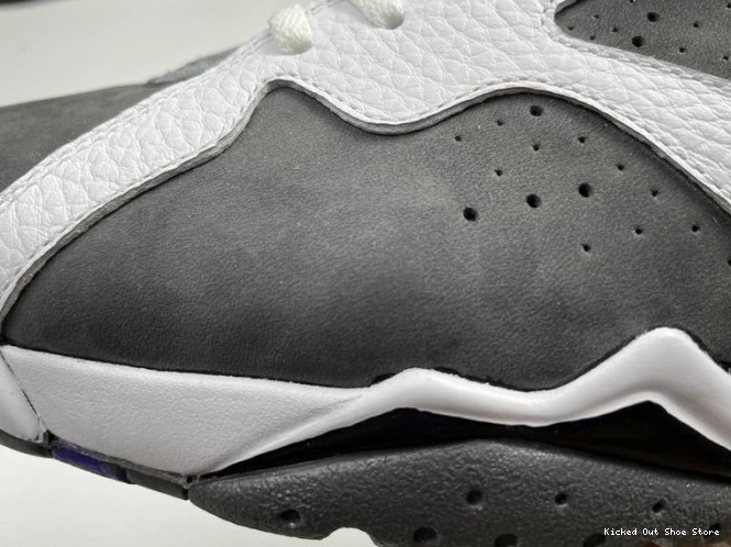 Kick Theory CU9307-100 Flint Retro 7 Jordan (2021) 0731